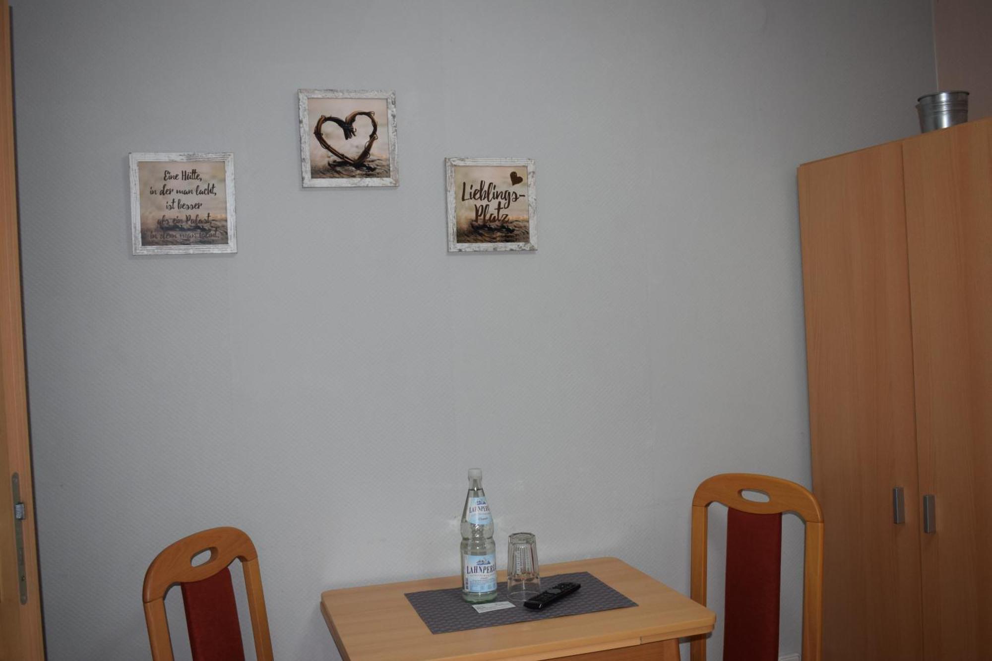 Marktstuebchen, Einzelzimmer Bornich エクステリア 写真